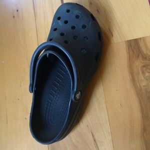 Black Crocs